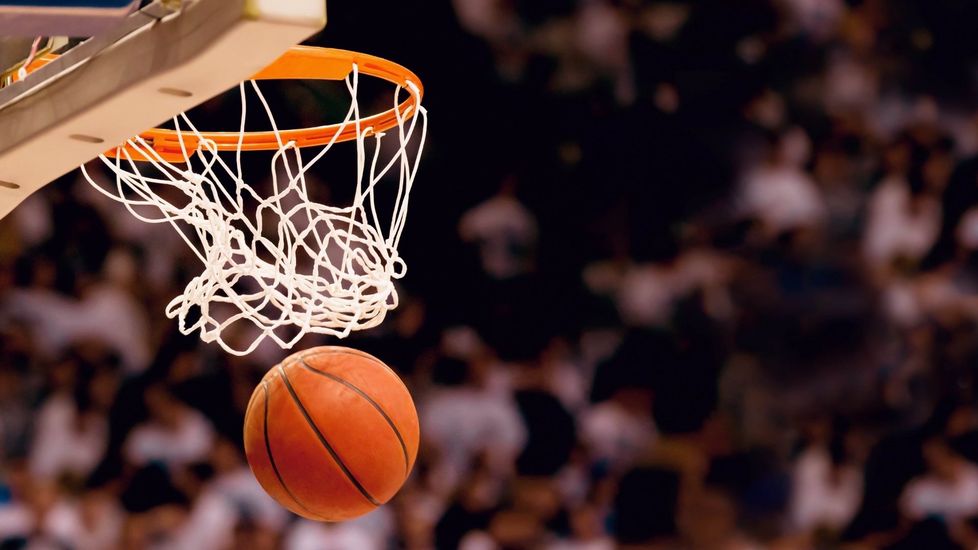 北欧神话降临绿茵，芬兰铁骑碾碎三狮，B费引领默契风暴，2026世界杯决赛震撼足坛
